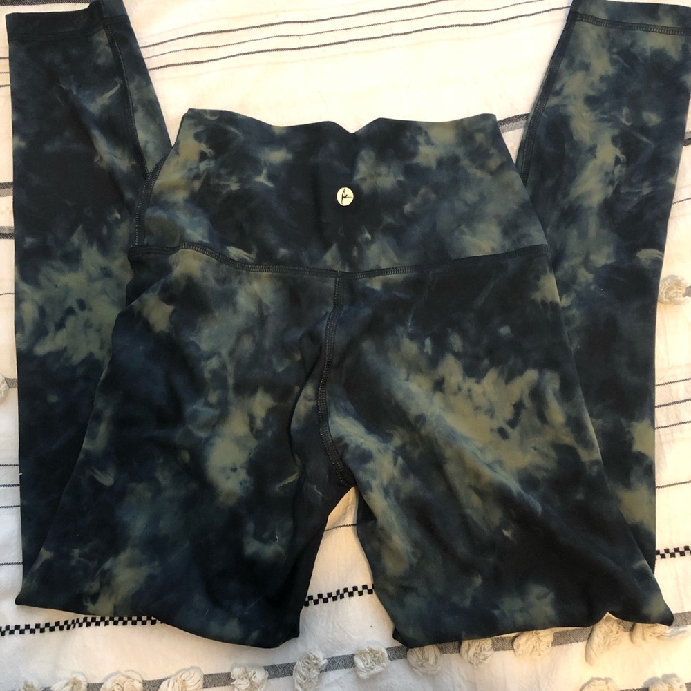 90 Degrees capri leggings